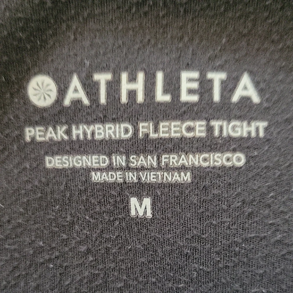Athleta peak hybrid